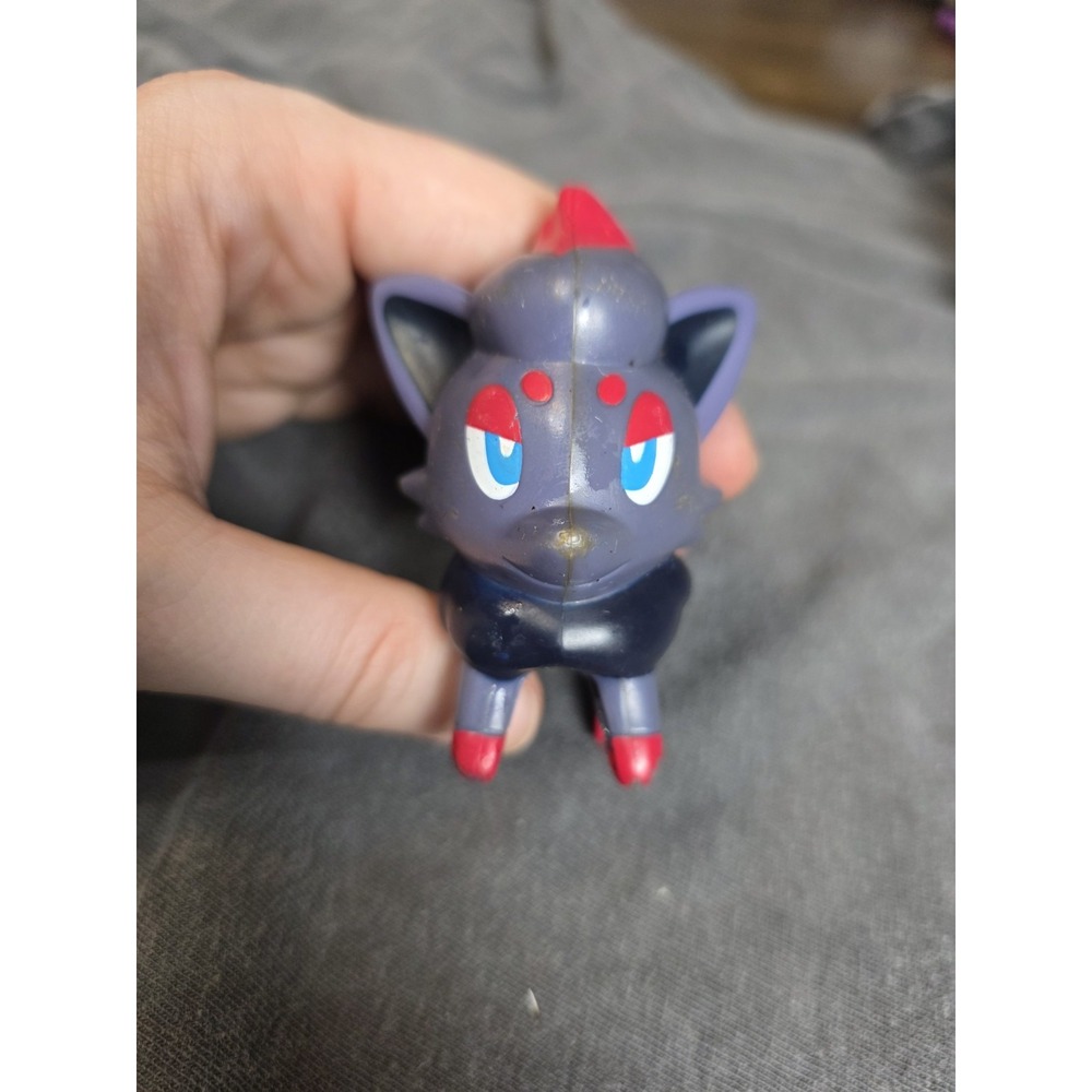 2011 Pokemon Zorua #8 Nintendo McDonald's Happy Meal Toy Action Figure